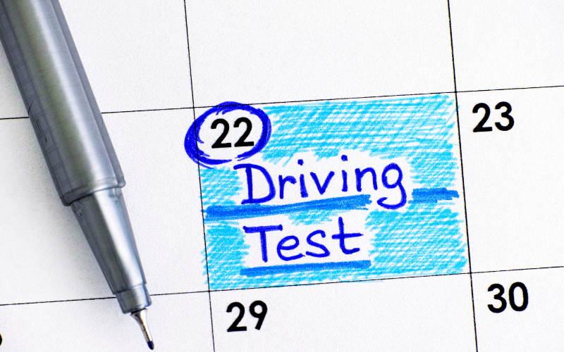 how-to-pass-driving-test-in-pakistan-in-two-minutes-e-sign-driving-test