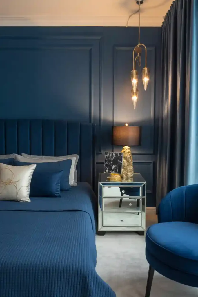 Navy Blue and Gold Glam Bedroom Styling
