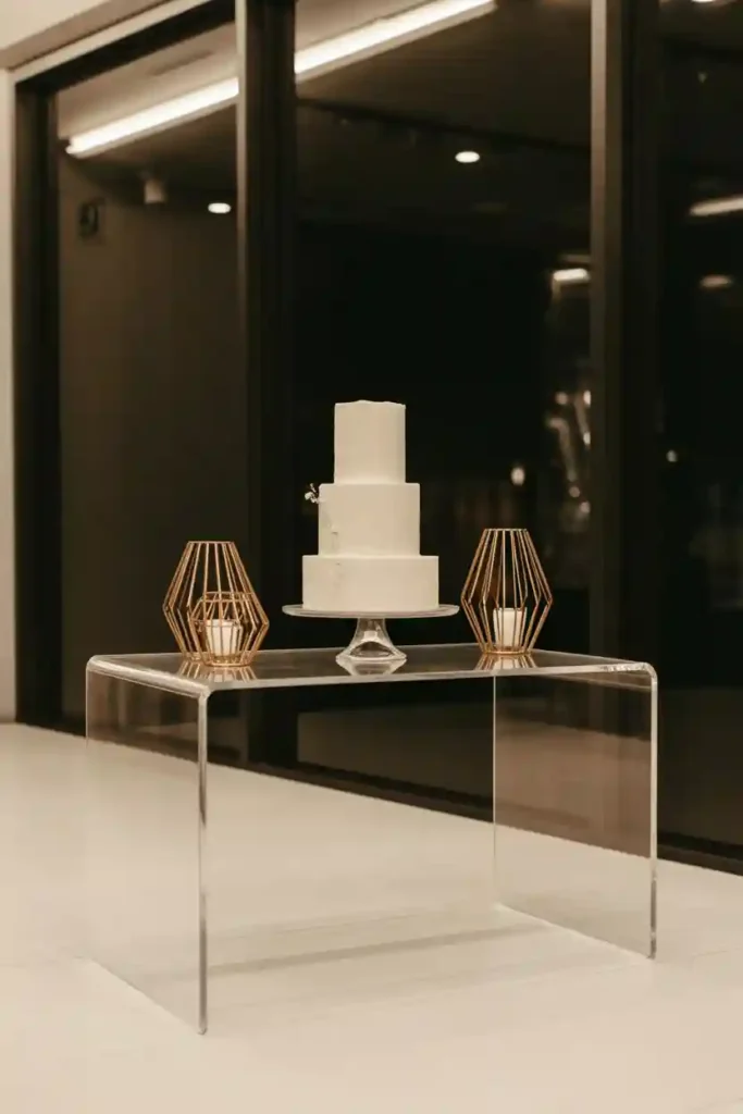 Modern Acrylic & Clean Lines Display